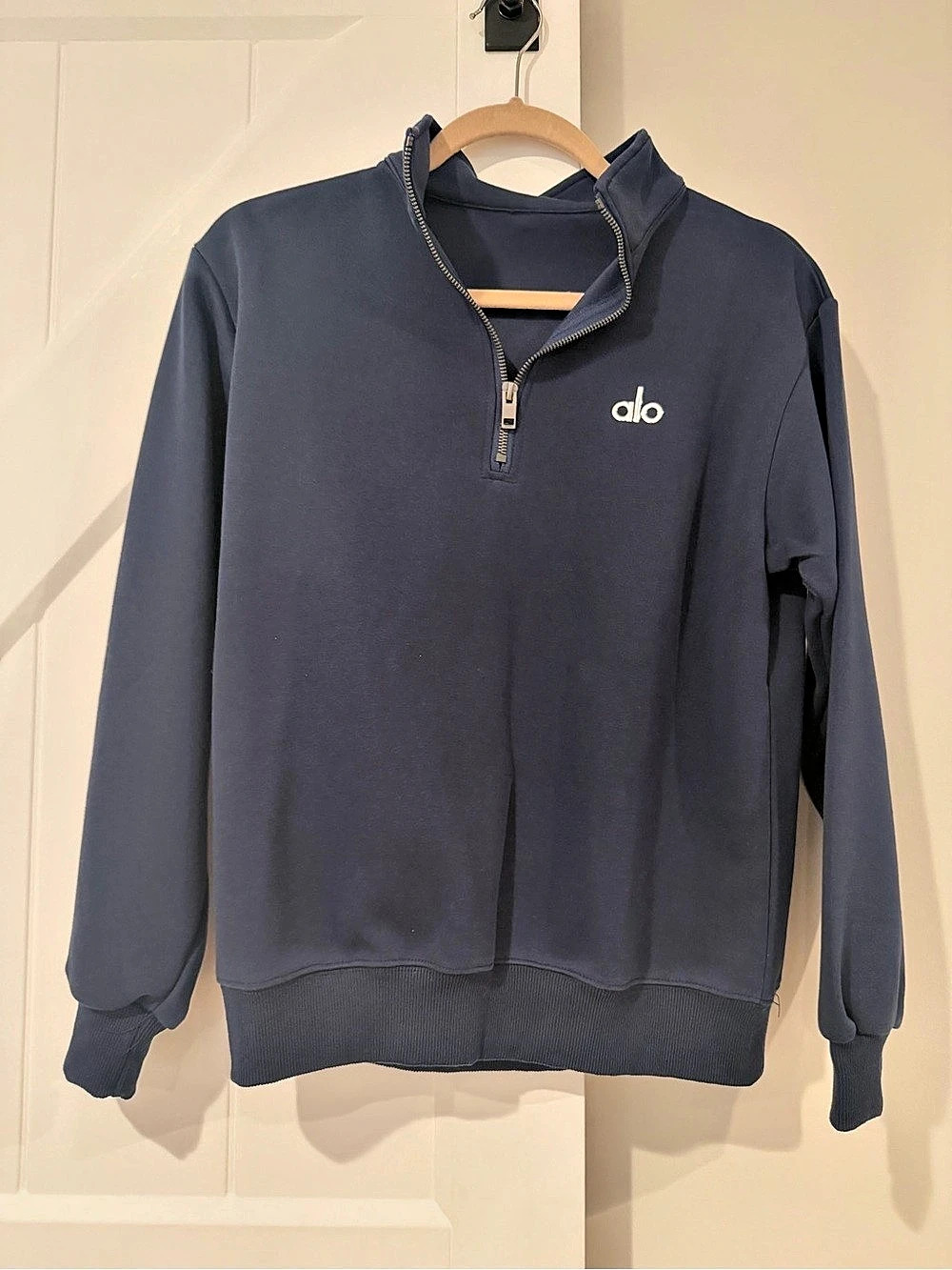 Half-Zip Pullover in navy - Like New